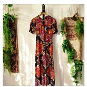 VTG 70’s Amazing Floral Paisley Mix Print Maxi Dress- Wing Collar -Sz 12 EUC ✌️🌼